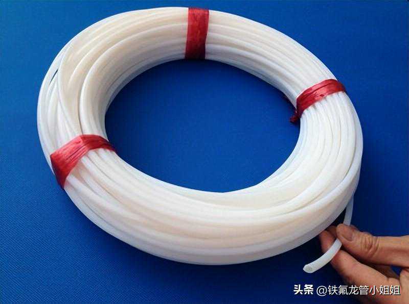 解析聚四氟乙烯管的优缺点和难以粘结的物理原因