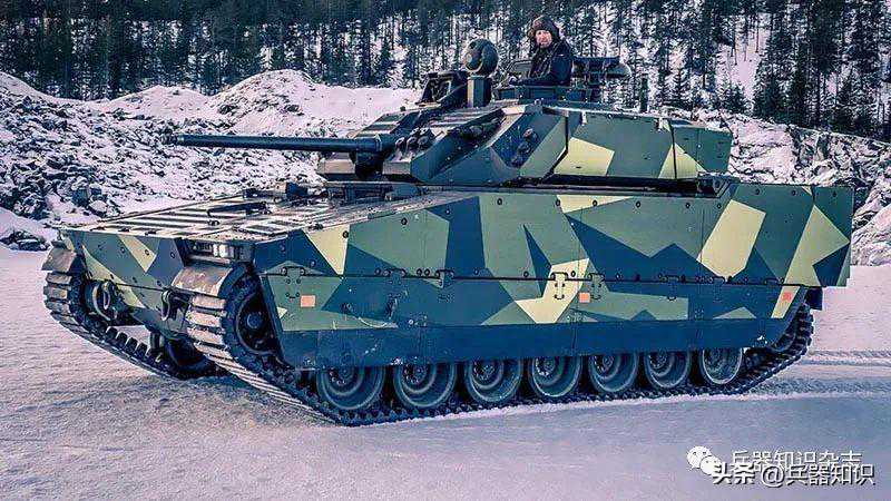 捷克买CV90和“豹”2A8，总数316辆