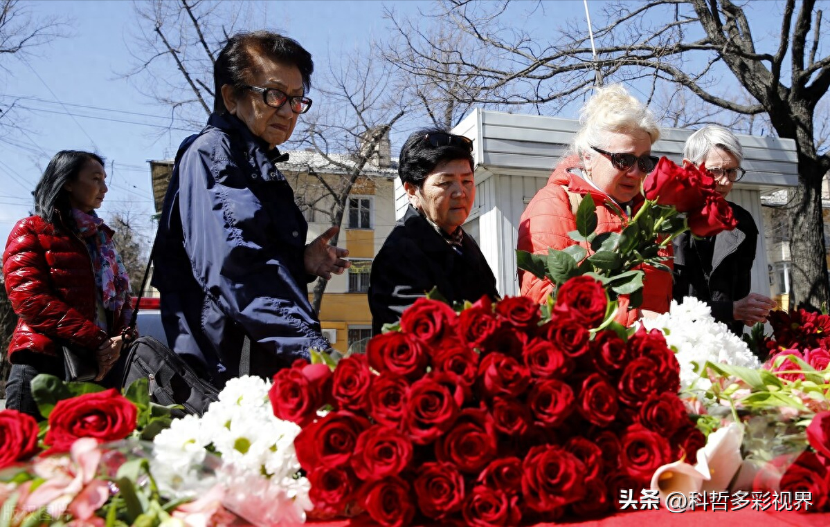 俄罗斯音乐厅惨案：超60人丧生，国际社会齐声谴责