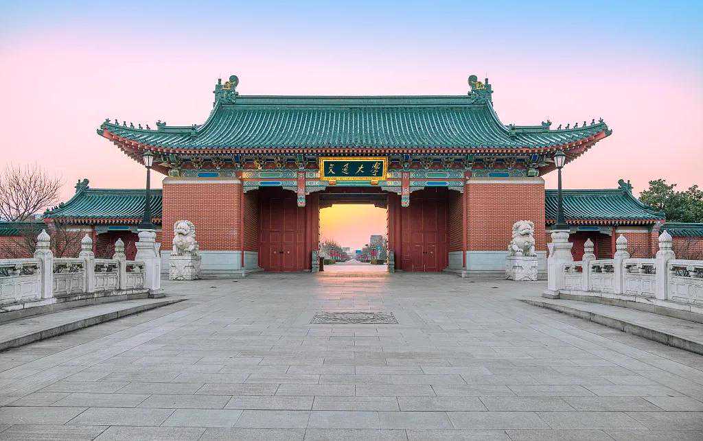 上海交大，为什么这么牛