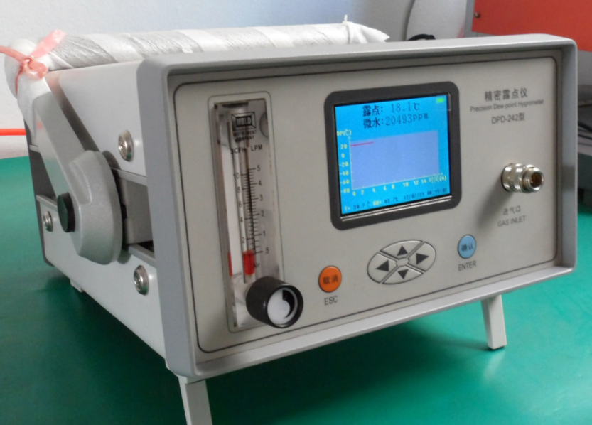 六氟化硫微水仪具体怎样使用，要注意些什么？