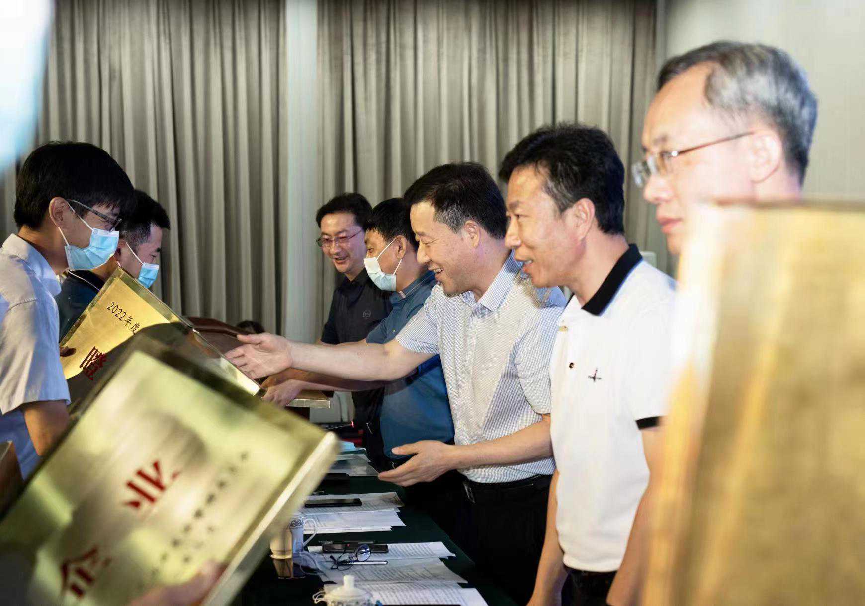 燕郊高新区为2022年度瞪羚企业授牌