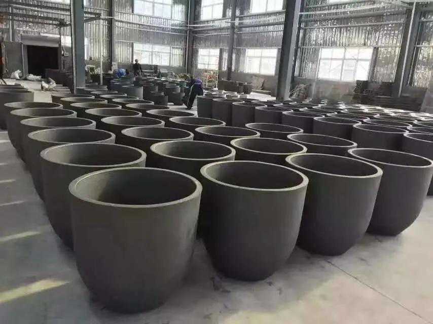 石墨坩埚